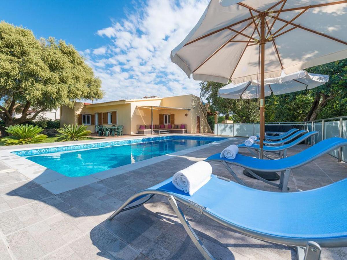 Villa Alcudia Town Exteriör bild